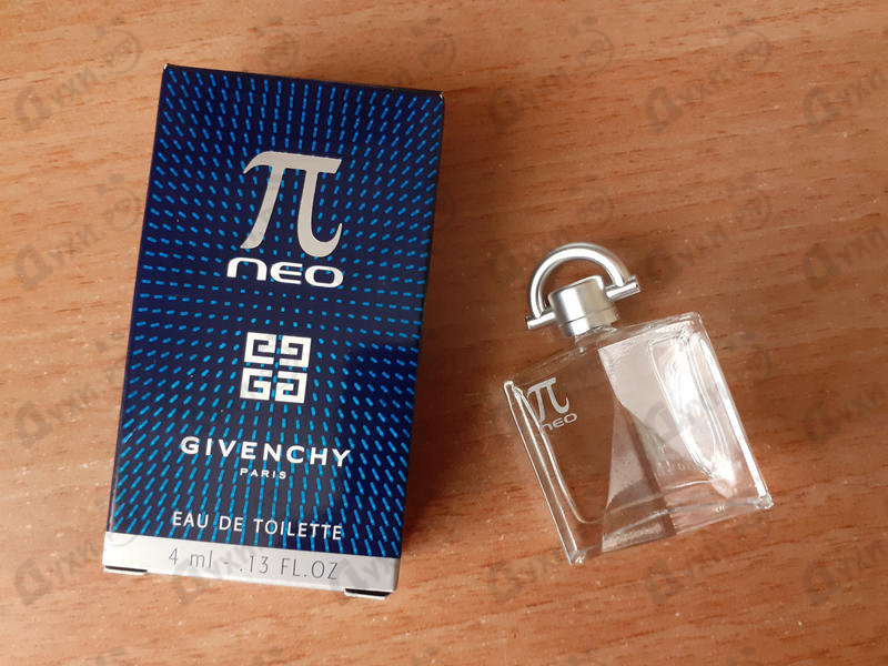 givenchy pi neo
